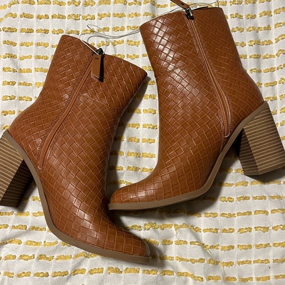Never worn. Thick heeled woven leather boots from target. Memory foam inside. - Picture 1 of 3